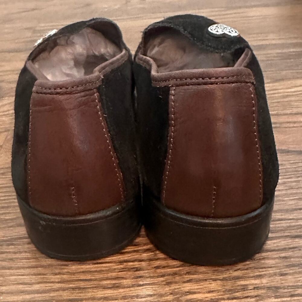 Brighton Memoir Black Suede Loafer Chocolate Whipstitching Silver Heart Size 8 M - Picture 3 of 8